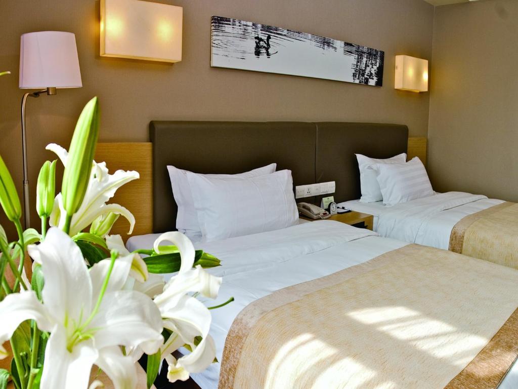 Days Inn Business Place Longwan Beijing Room photo